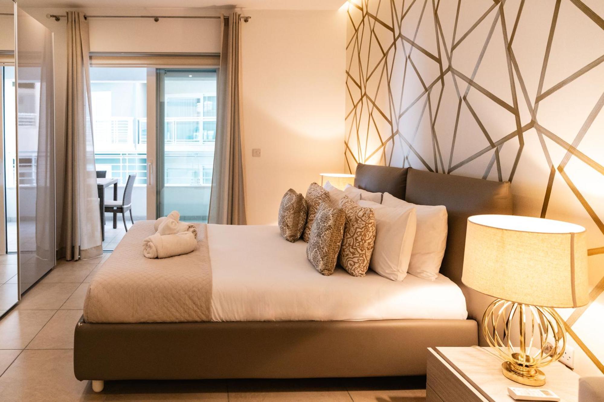 Luxury Seafront 3Br With Pool By Arcobnb Sliema Dış mekan fotoğraf